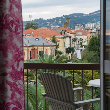 Gloria Hotel