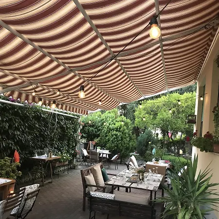 Gloria Hotel 3*